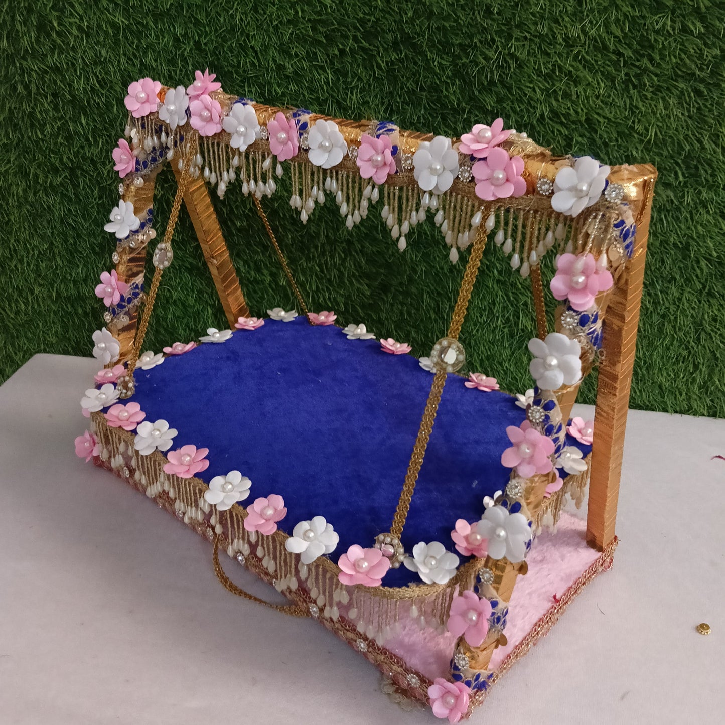 Shyam Diwane Laddu Gopal fancy decoreted jhula
