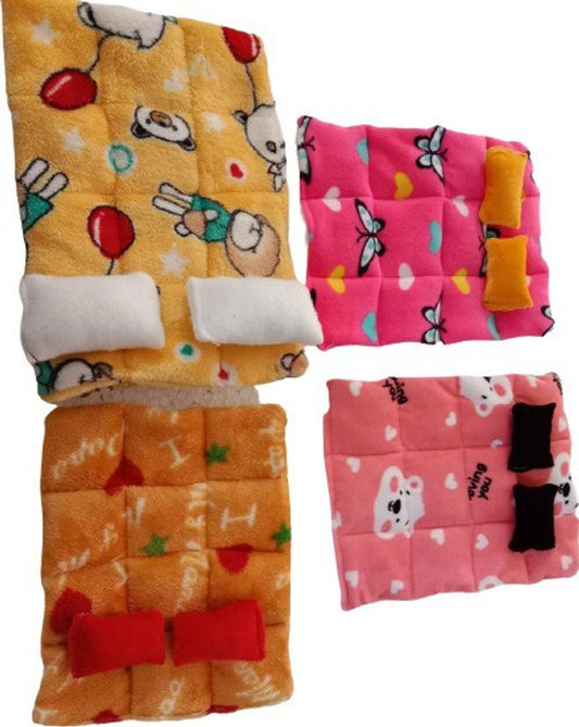 Shyam Diwane Laddu Gopal Ji blanket quilt set size 0-3 with four random dresses.