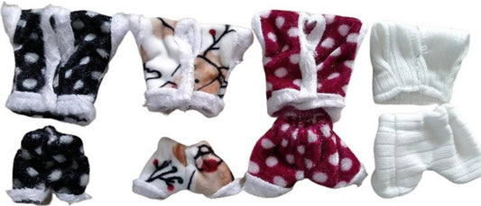 Shyam Diwane Set of 4 Laddu Gopal velvet suits with 1 body warmer, size 5. The dresses come in random colors and designs.