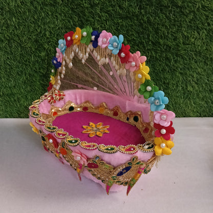 Shyam Diwane Laddu Gopal fancy decoreted basket